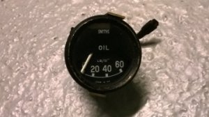 Oil pressure gauge SMITHS for JAGUAR  SOLD